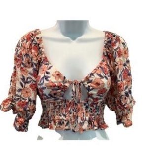 Kendall & Kylie Floral Crop Blouse (new without tags)